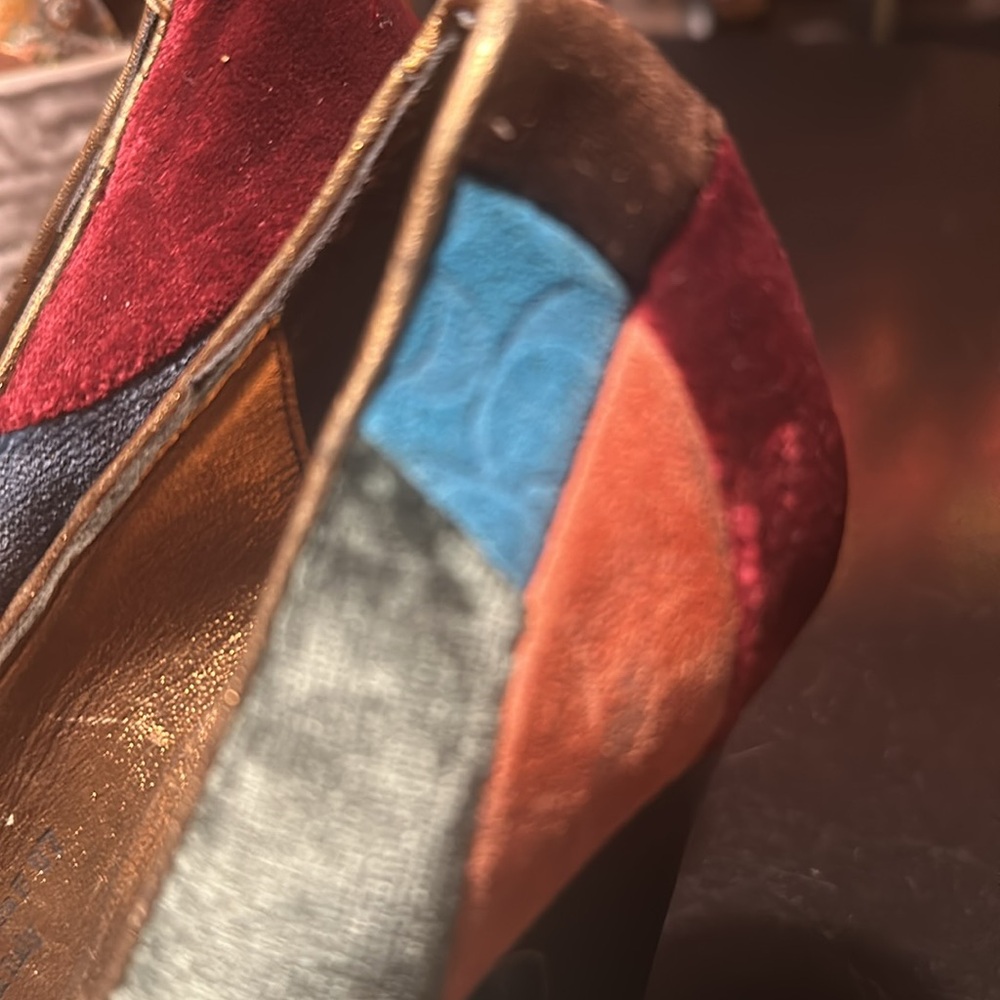 Velvet patch, coach peep toe high heels - Picture 12 of 12